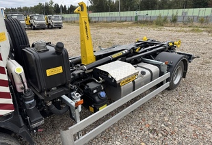 JAC N90 (9т) МУЛЬТИЛИФТ PALFINGER MT5 (5т)